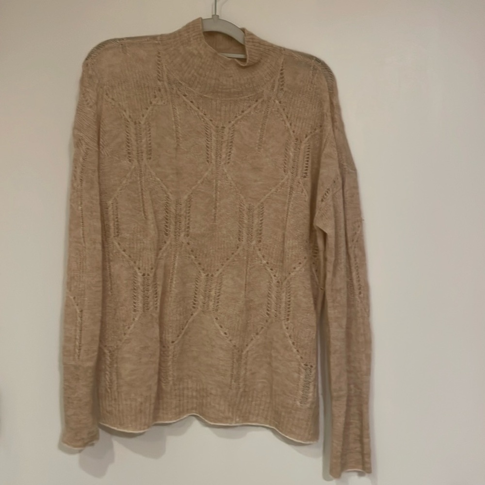 NWOT Vineyard Vines sweater